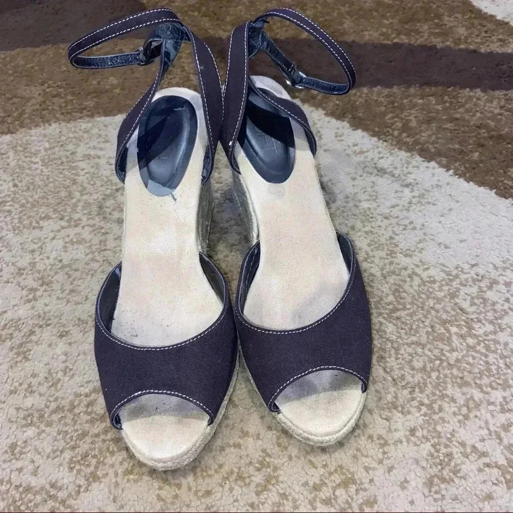 Loft wedge sandals